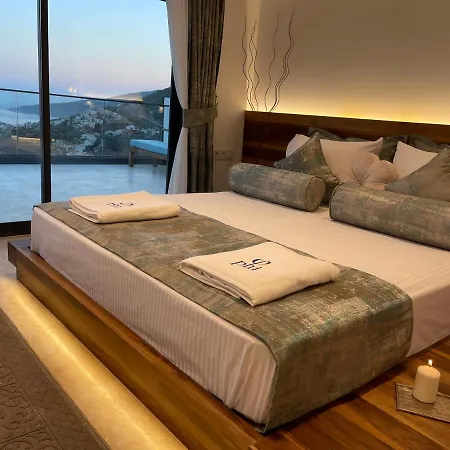 فيلة Phi With Heated Indoor Pool