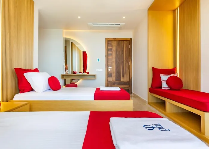 Phi With Heated Indoor Pool Villa *